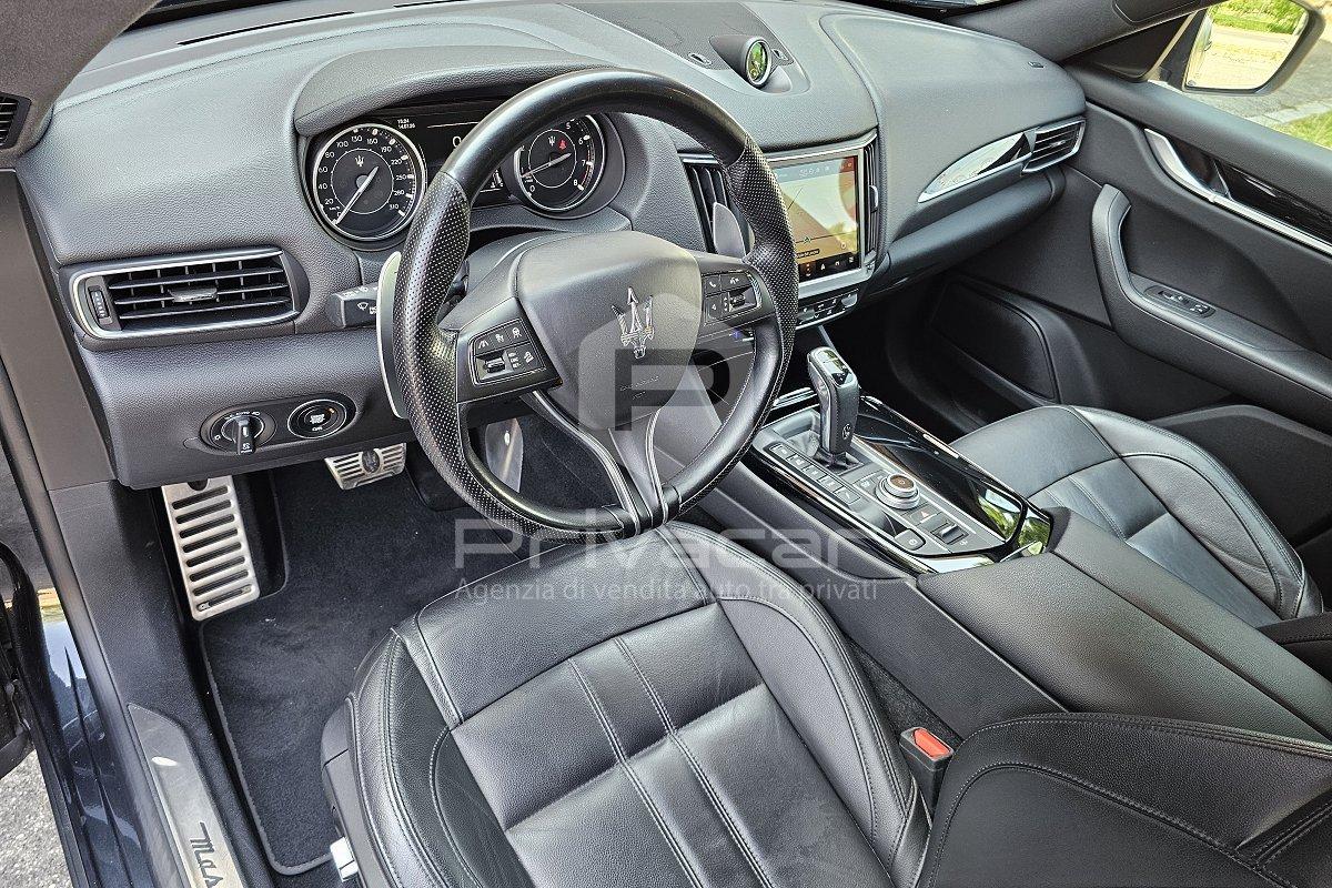 MASERATI Levante V6 AWD Gransport