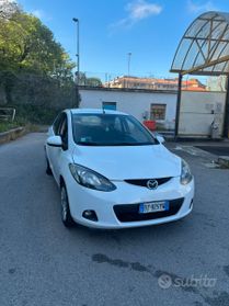 MAZDA 2 1.3BENZ ANNO 2010