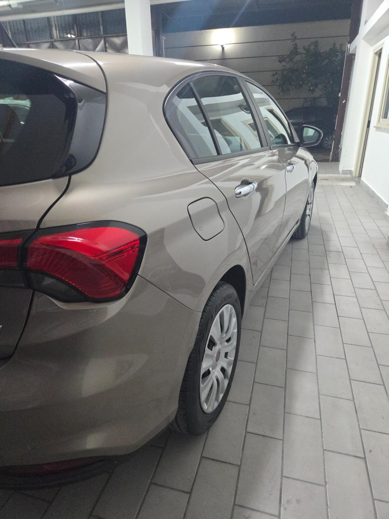 Fiat Tipo 1.6 Mjt S&S 5 porte Business