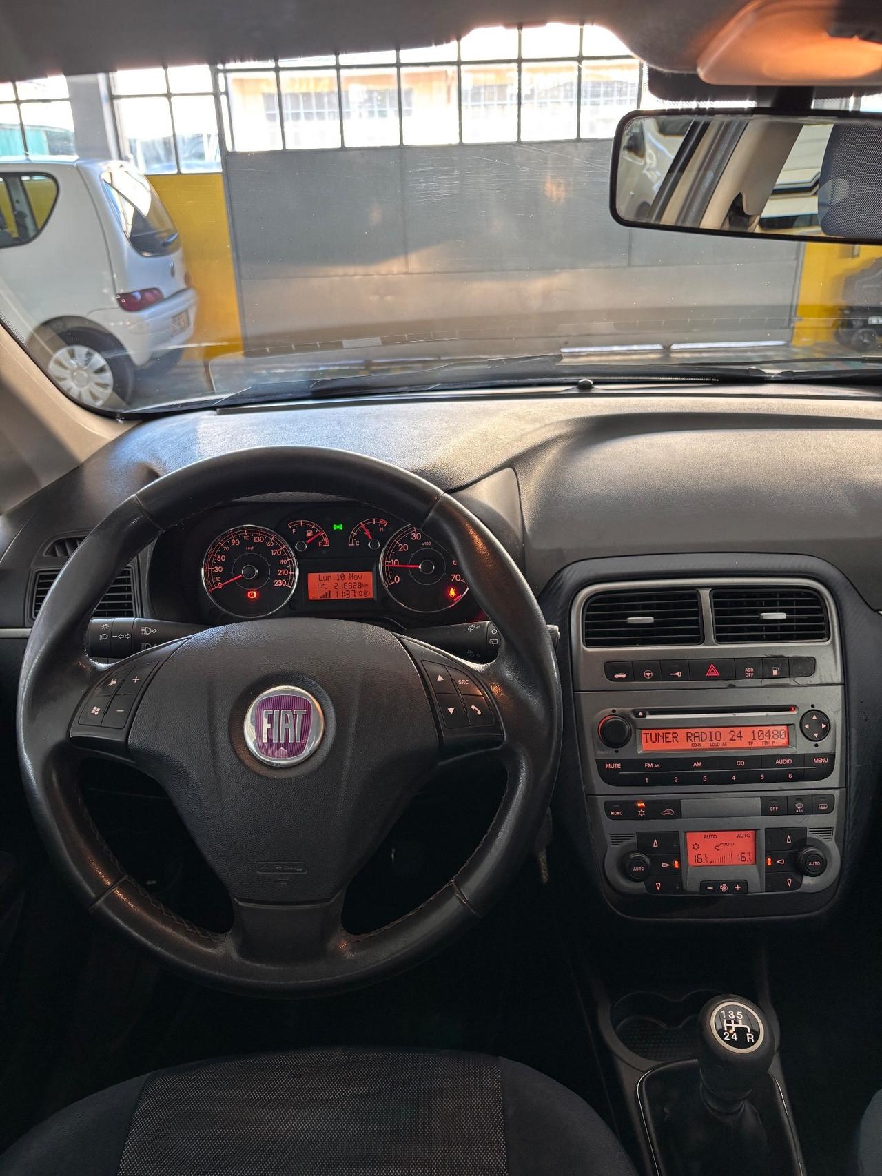 Fiat Grande Punto 1.4 METANO APPENA RINNOVATO