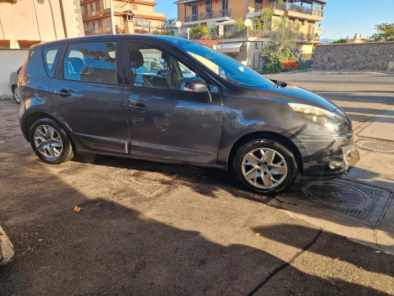 Renault Scenic Scénic 1.5 dCi 110CV Dynamique