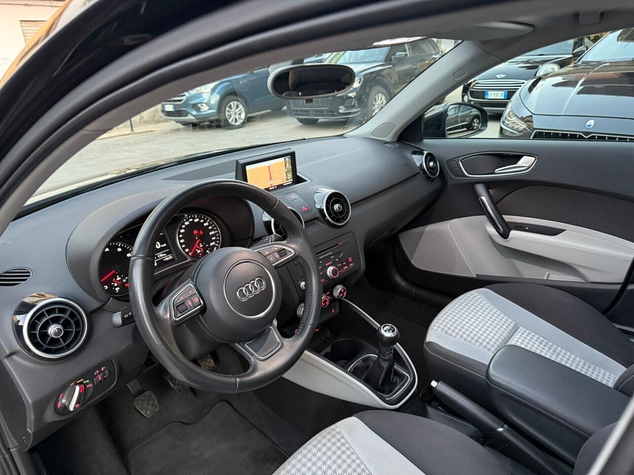 AUDI A1 AMBITION PLUS - TETTO - NAVIGATORE