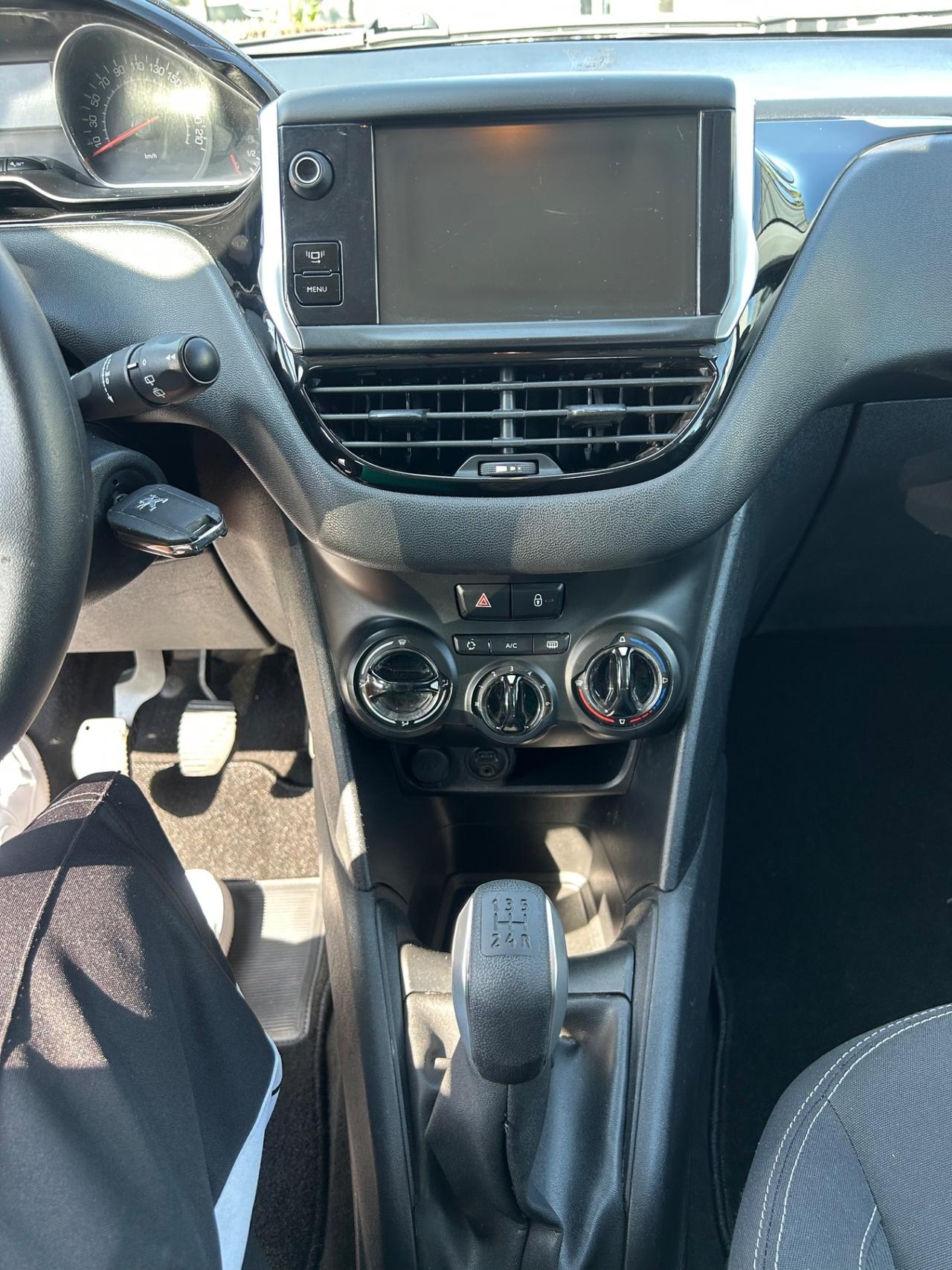Peugeot 208 1.4 HDi 68 CV 5 porte Active
