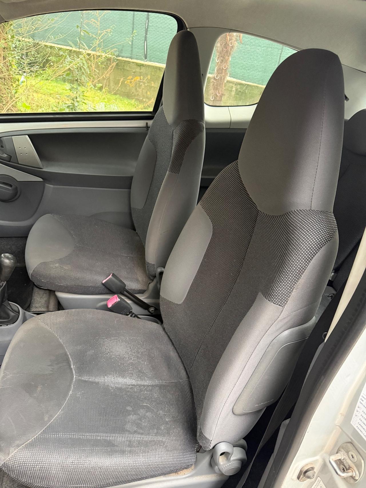 Peugeot 107 1.0 68CV 3p. Desir