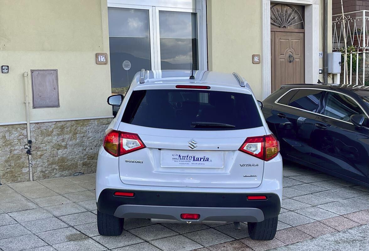 Suzuki Vitara 1.6 DDiS 4WD AllGrip V-Top Navigatore-Telecamera post.-Sedili Pelle-Alcantara