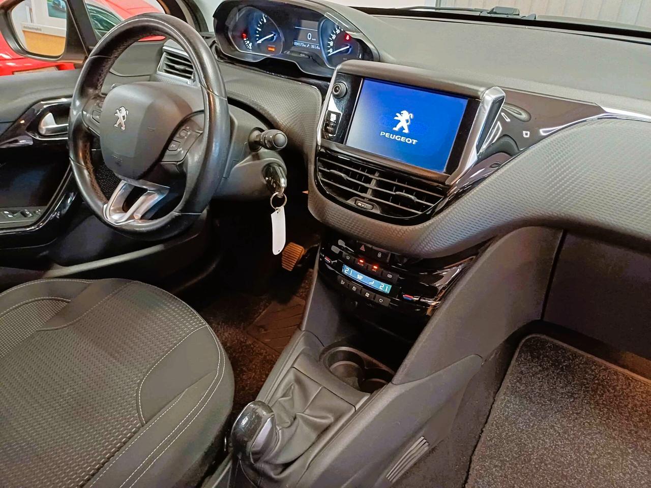 Peugeot 208 BlueHDi 75 5 porte Allure