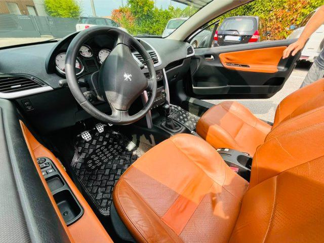 PEUGEOT 207 1.6 VTi 120CV CC Féline