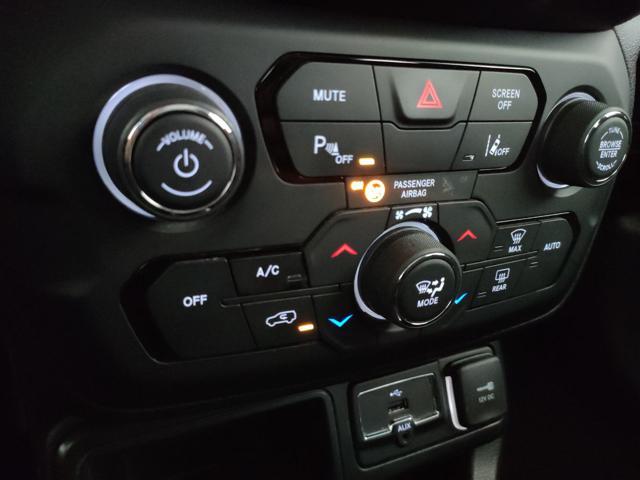 JEEP Renegade 1.6 Mjt 120 CV Limited con NAVI