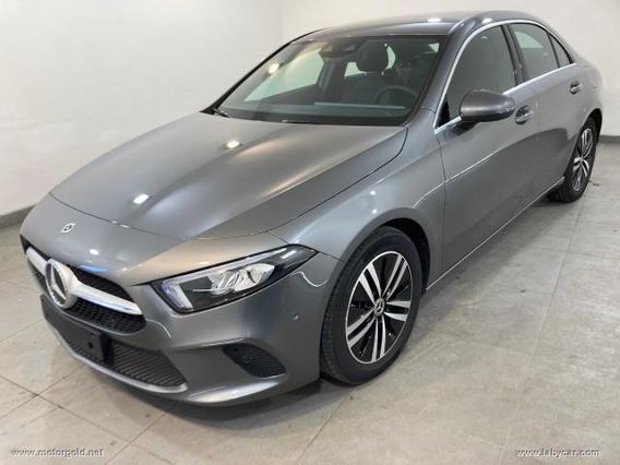 MERCEDES-BENZ A 200 4p. Sport