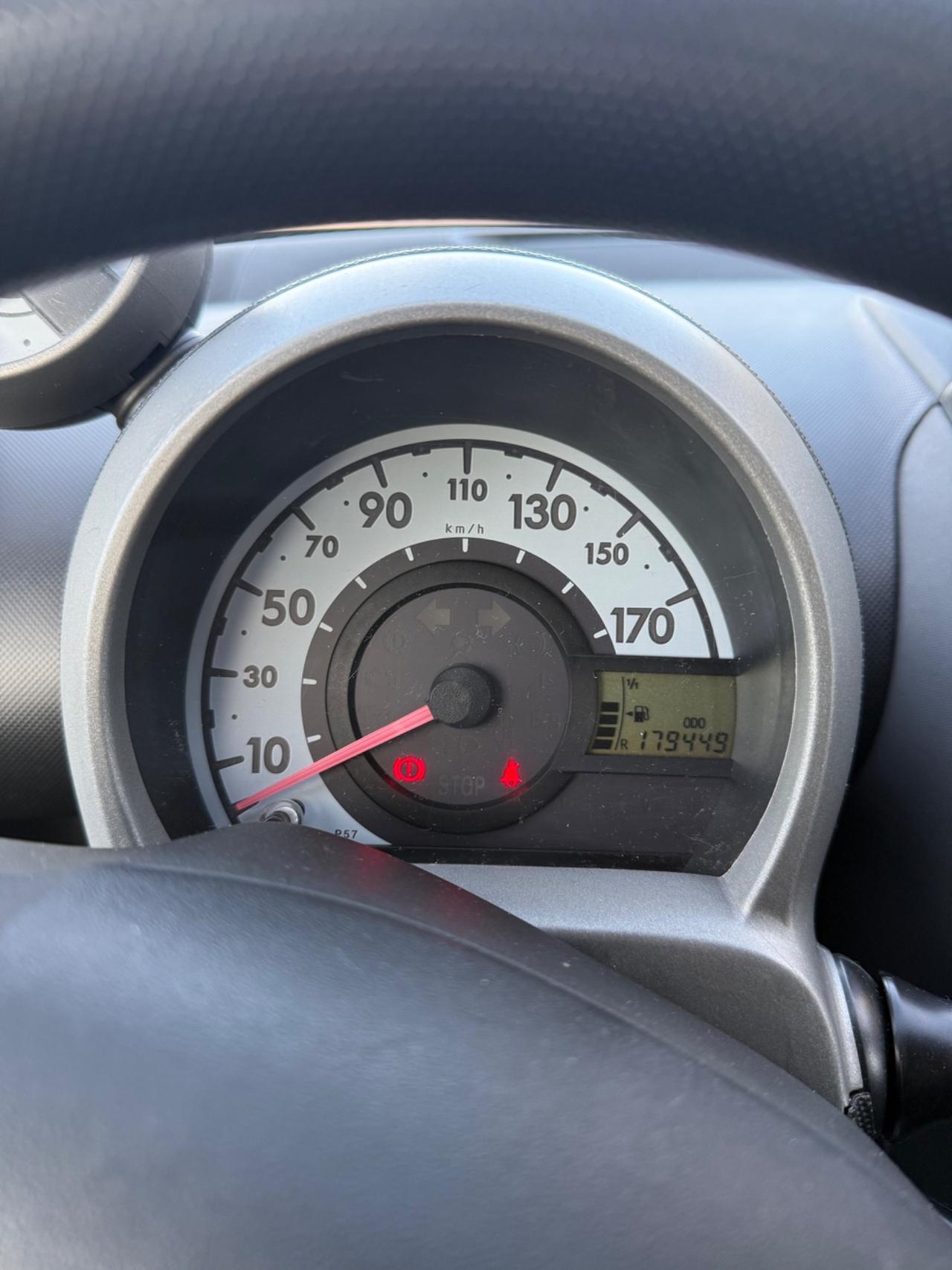 Toyota Aygo 1.0 12V VVT-i 5 porte Sol