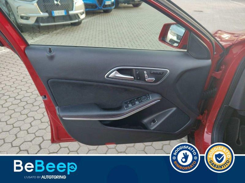 Mercedes-Benz GLA 180 D PREMIUM AUTO