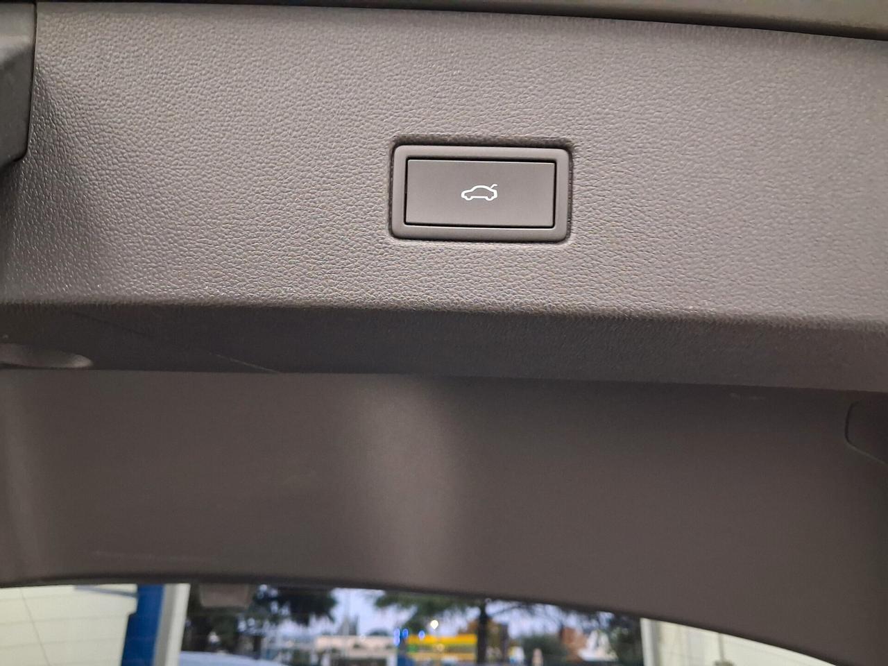 Volkswagen T-Roc 2.0 TDI SCR 150 CV DSG R-Line