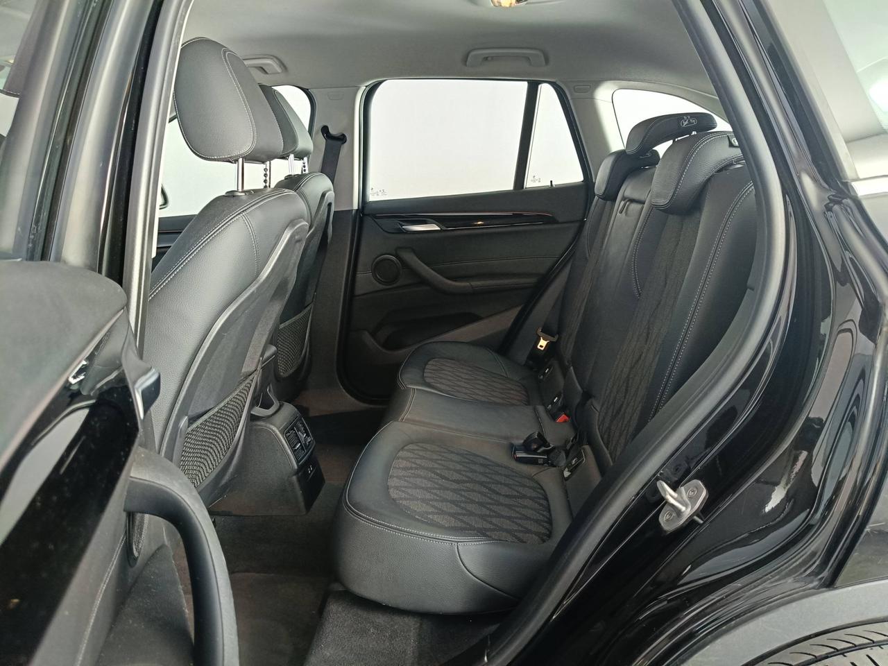 BMW X1 F48 - X1 sdrive18d xLine auto my18
