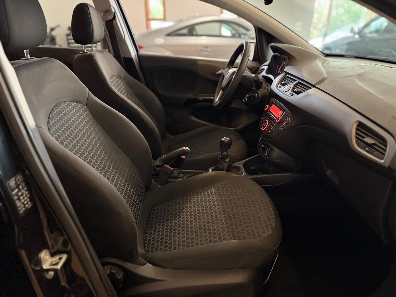 Opel Corsa 1.4 90CV GPL Tech Coupé b-Color