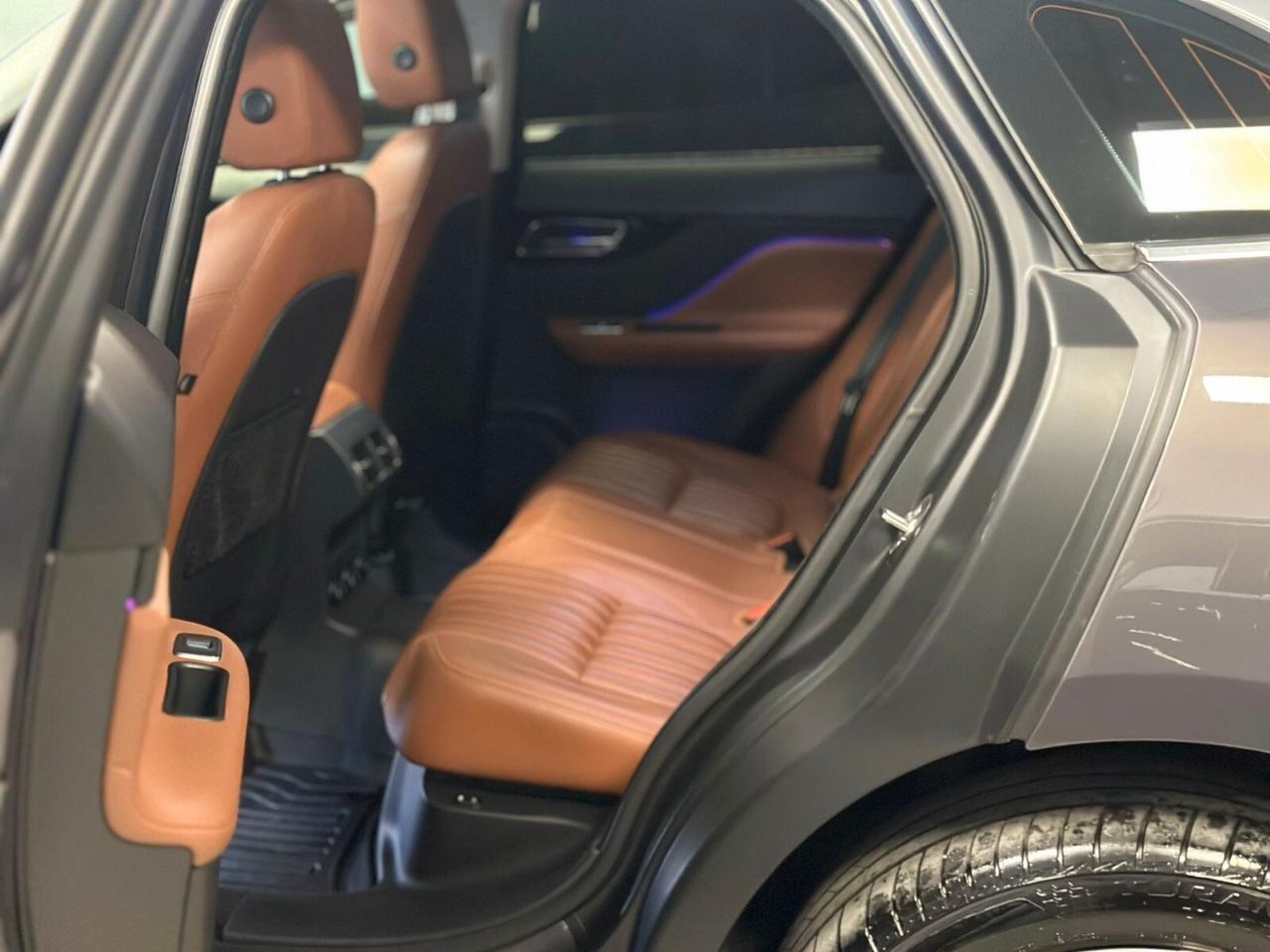 Jaguar F-Pace 2.0 D 180 CV AWD aut. Portfolio