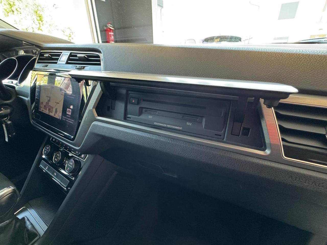 Volkswagen Tiguan 2.0 TDI SCR DSG Business BlueMotion Technology