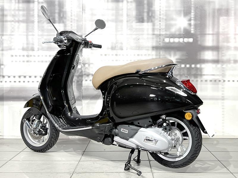 Piaggio Vespa Primavera 125 ABS
