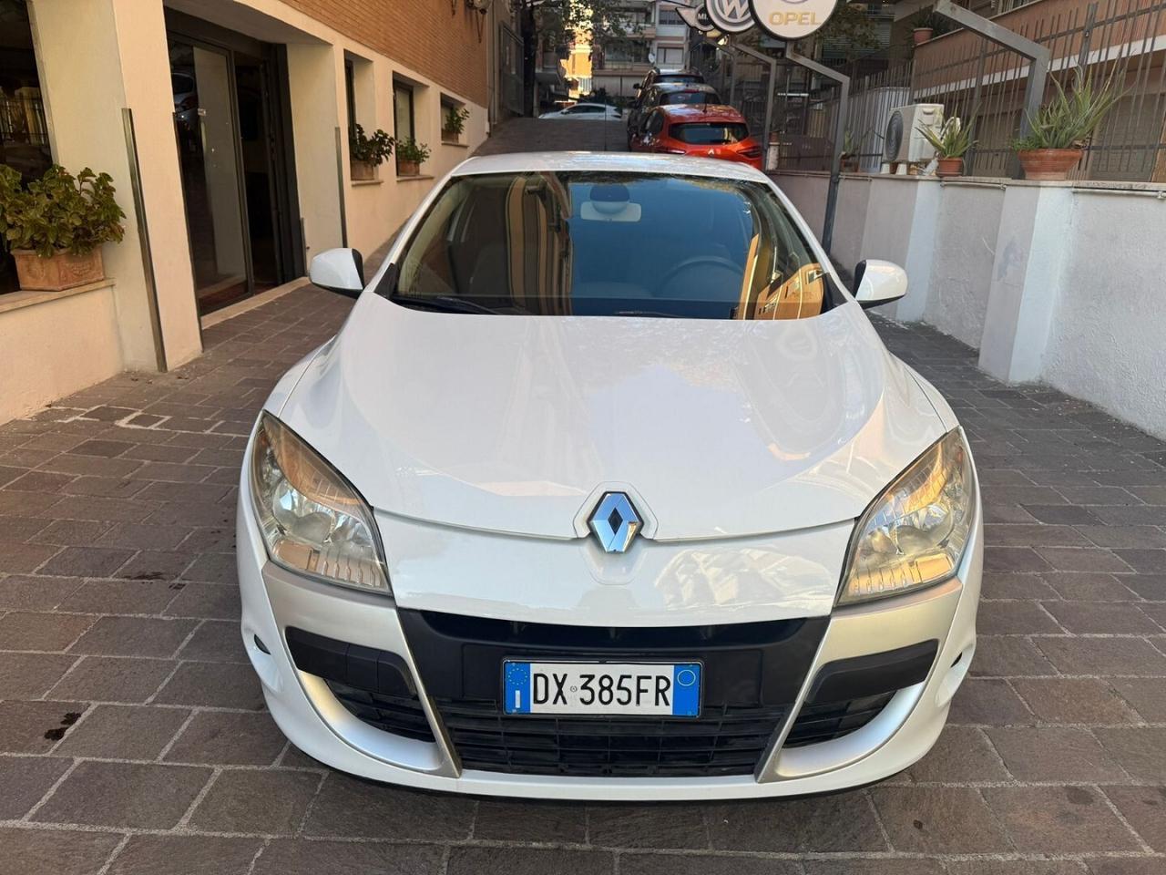 Renault Megane 1.5 dci 110cv Coupe' OK NEOP.