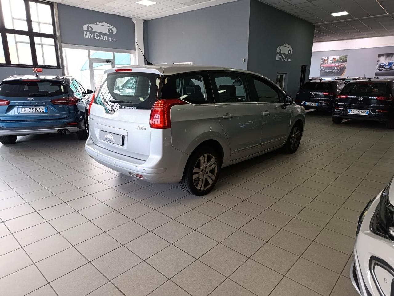 Peugeot 5008 Diesel Manuale