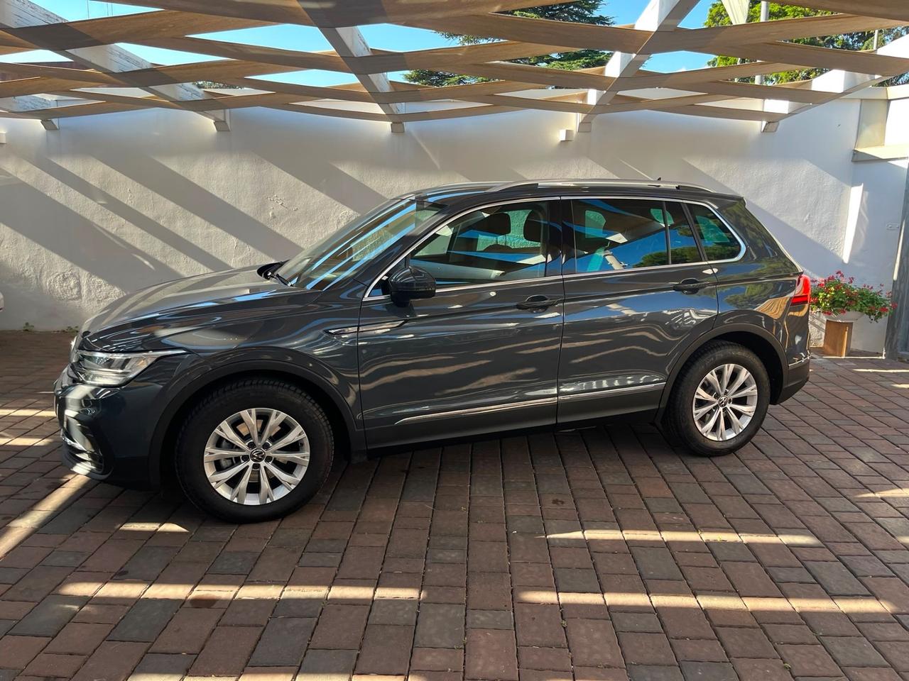 Volkswagen Tiguan 2.0 TDI 150 CV SCR DSG Life