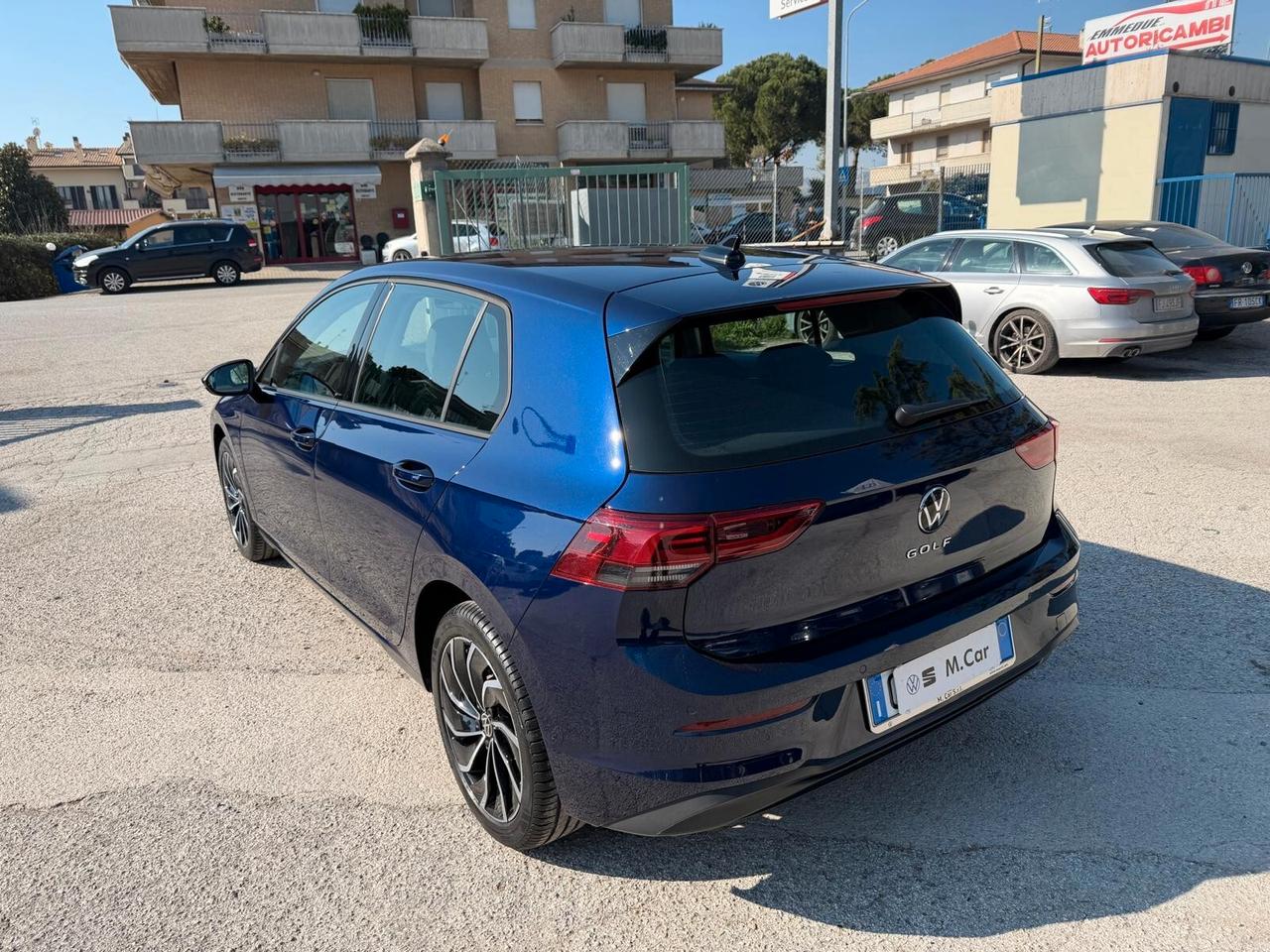 Volkswagen Golf 1.5 TGI DSG Life
