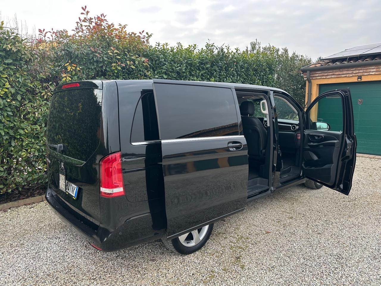 Mercedes-benz V 220 d Automatic Long Poss Permuta