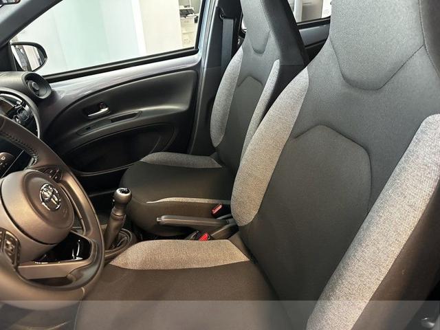 TOYOTA Aygo X 1.0 VVT-i 72 CV 5 porte Active