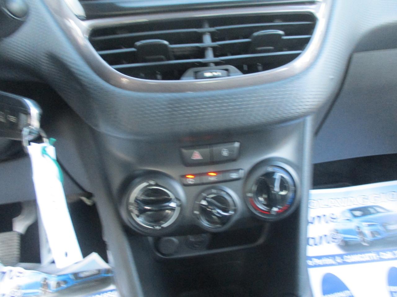 Peugeot 2008 1.6 e-HDi 92 CV MOLTO BELLA 2014