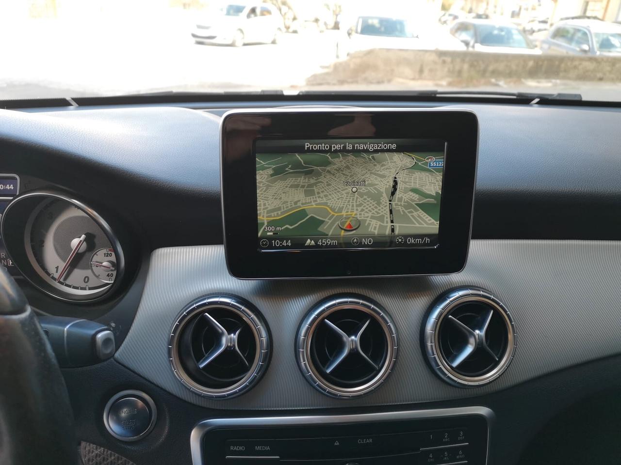 Mercedes-benz CLA 200 d S.W. Automatic Premium