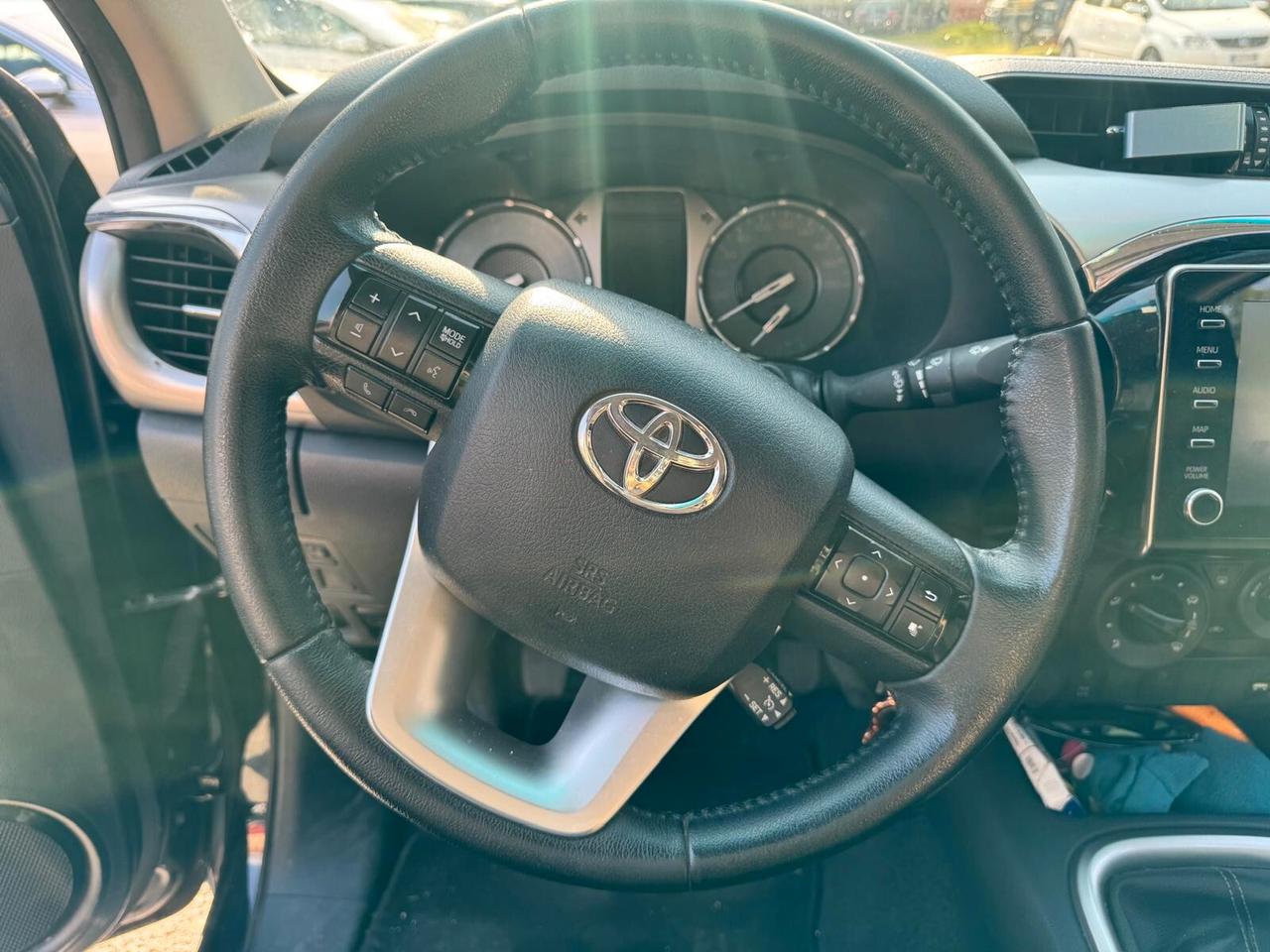 Toyota Hilux 2.4 D-4D 4WD 4 porte Double Cab Executive