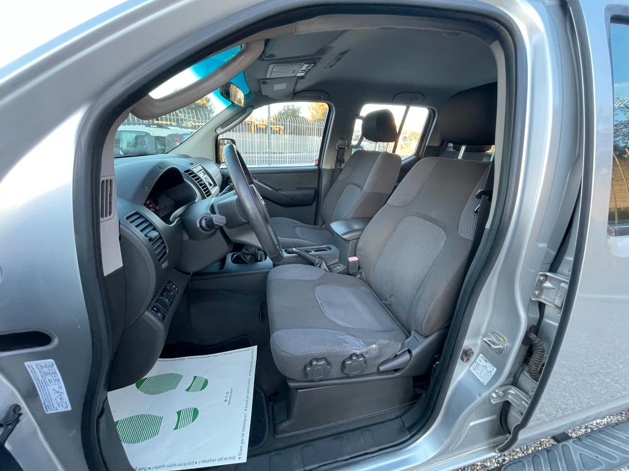 Nissan Navara 2.5 dCi 4 porte Double Cab LE