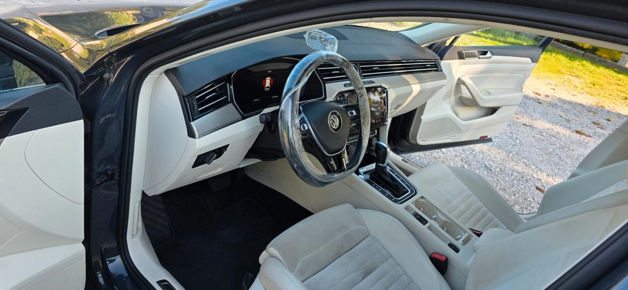 Volkswagen Passat 2.0 TDI SCR 190 CV 4MOTION DSG Executive BMT