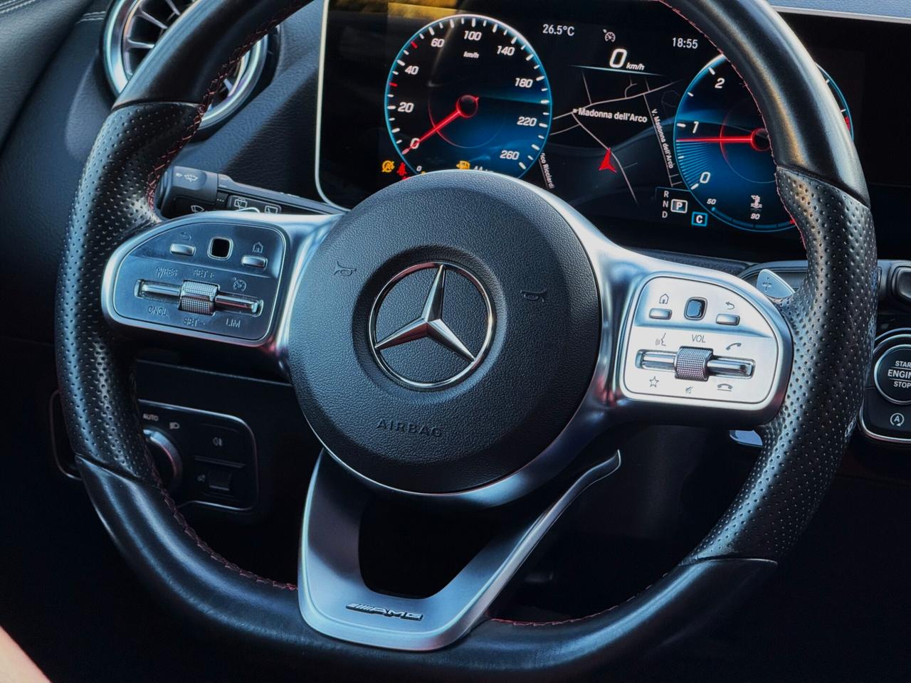 Mercedes-Benz GLA 200 d Premium AMG TETTO INT ROSSI