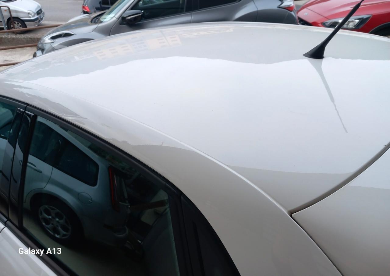 Audi A1 1.4 TDI S tronic