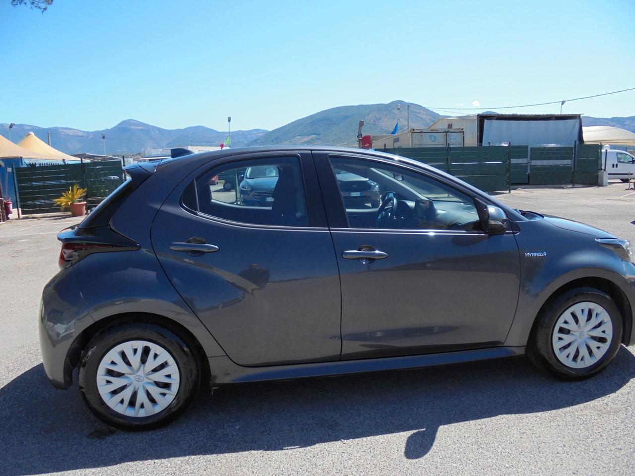 Toyota Yaris 1.5 Hybrid 5 porte Business