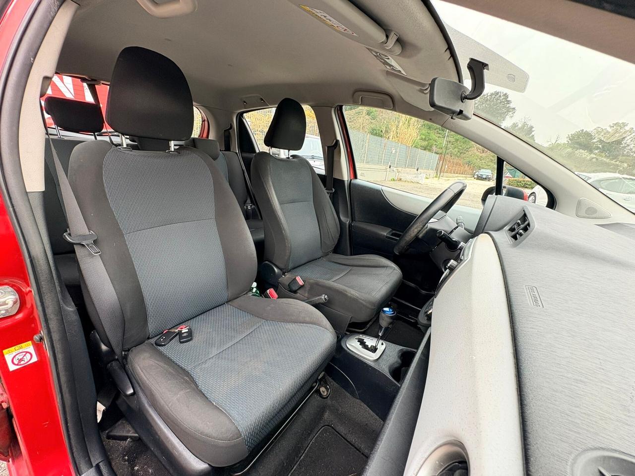 Toyota Yaris 1.5 Hybrid 5 porte Lounge