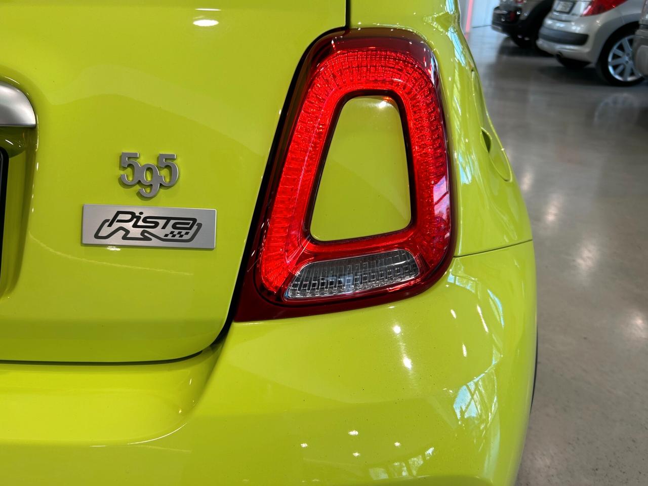 Abarth 595 1.4 Turbo T-Jet 160 CV Pista