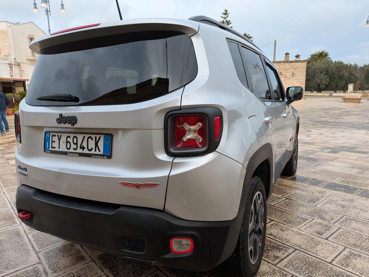 Jeep Renegade 2.0 Mjt 170CV 4WD Active Drive Low Trailhawk