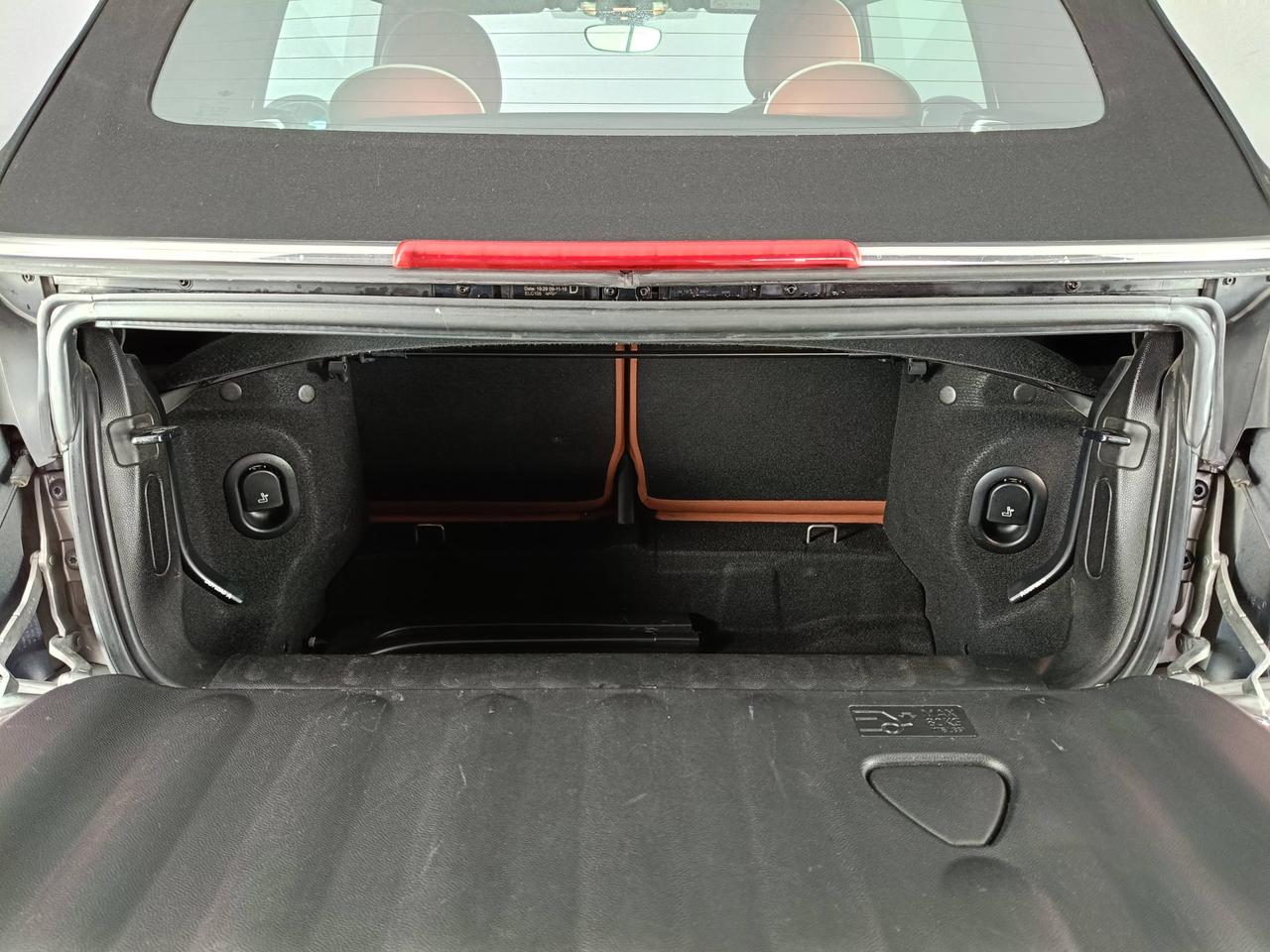 MINI Cooper - Mini Cabrio 1.5 Cooper D Hype auto