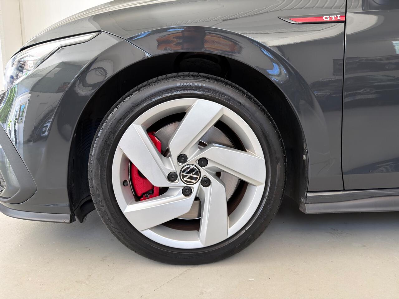 Volkswagen Golf GTI 2.0 TSI DSG 245cv