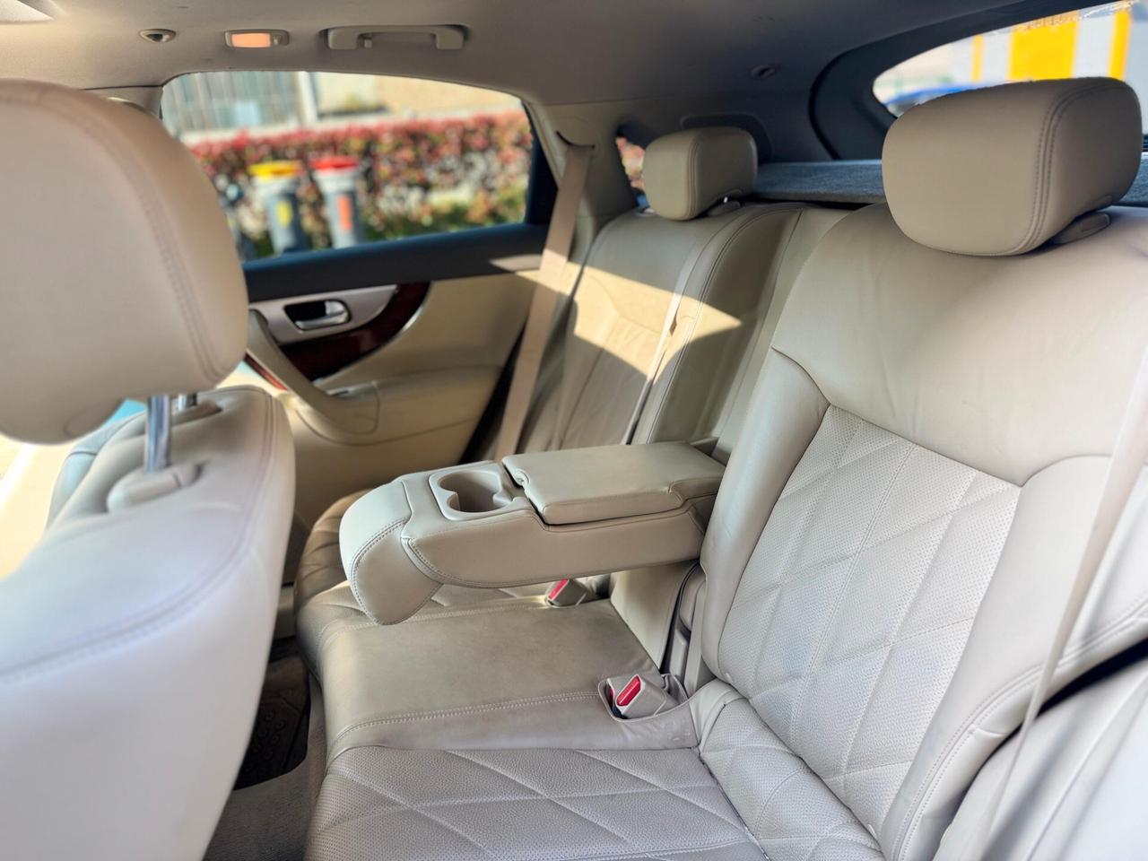 Infiniti FX30d 3.0 DIESEL 2011 TOP!