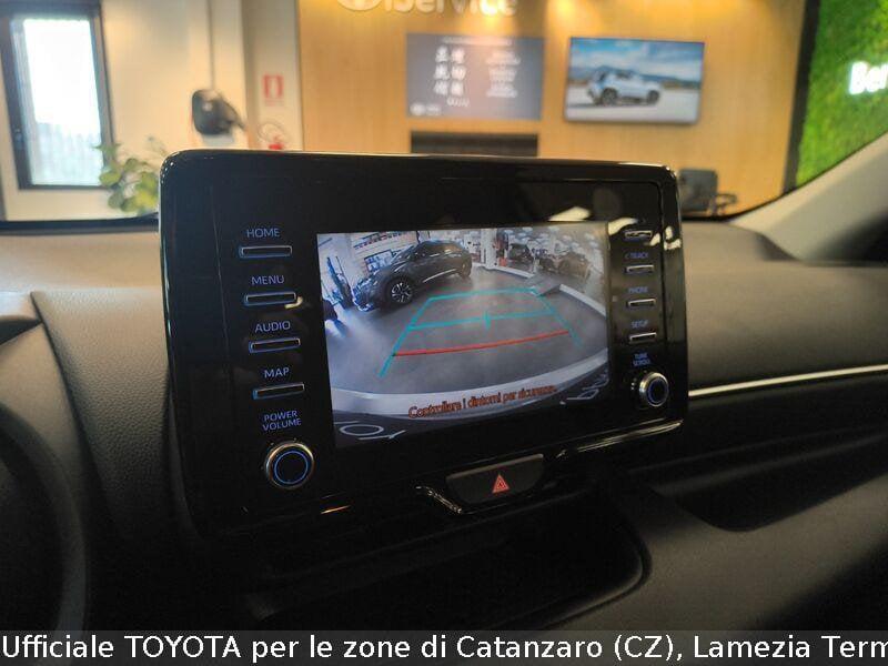 Toyota Yaris Hybrid Trend MY22