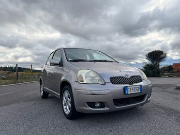 Toyota Yaris 1.4 tdi D-4D cat 5 porte