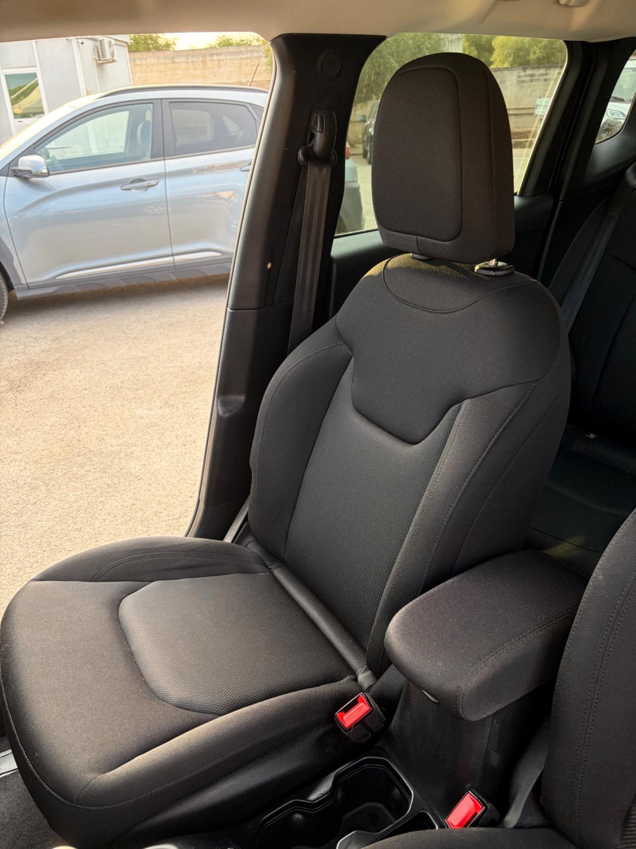 Jeep Renegade 1.6 Mjt 120 CV Longitude
