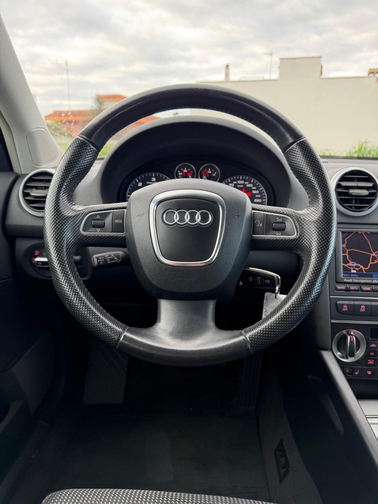 Audi A3 SPB 1.6 TDI 105 CV CR Attraction