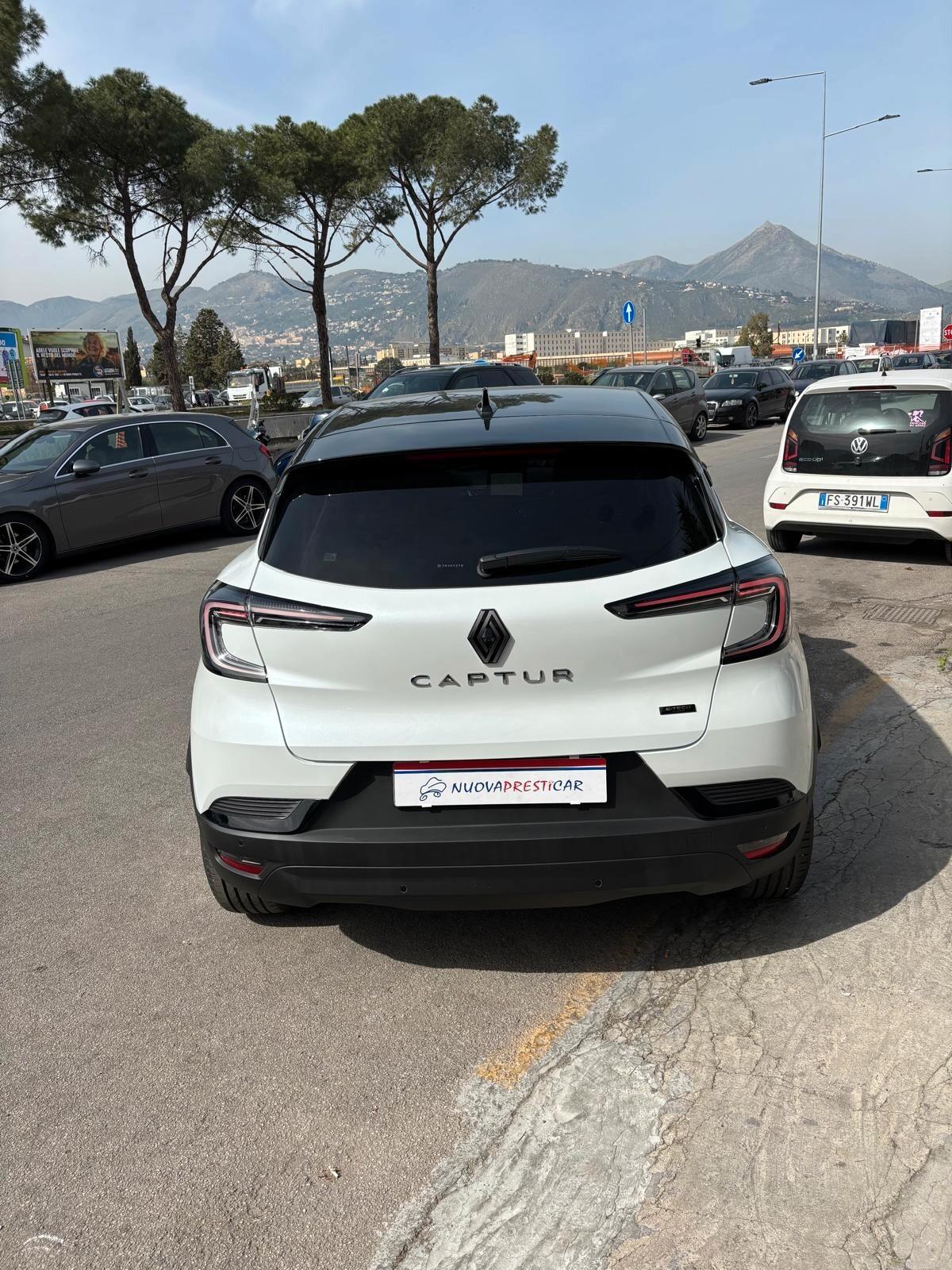 Renault Captur Techno Full 1.8 Hybrid E - Tech