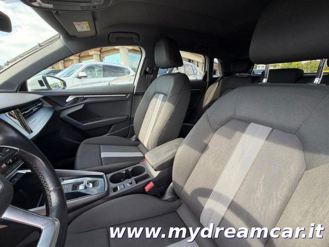 AUDI A3 SPB 30 g-tron S tronic Business Advanced