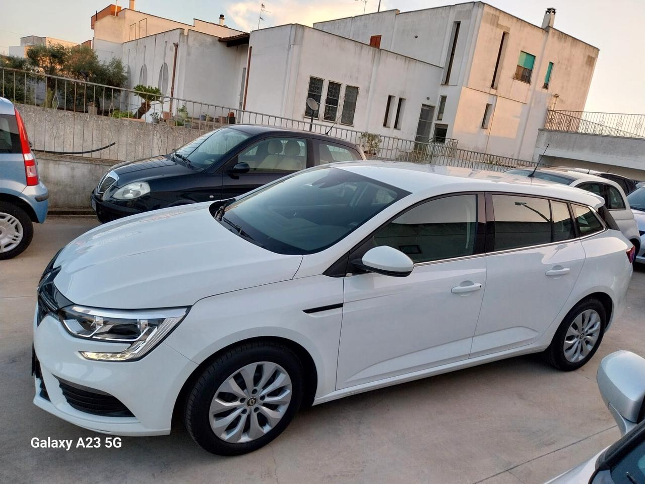 Renault Megane Mégane Sporter Blue dCi 116 CV Duel2