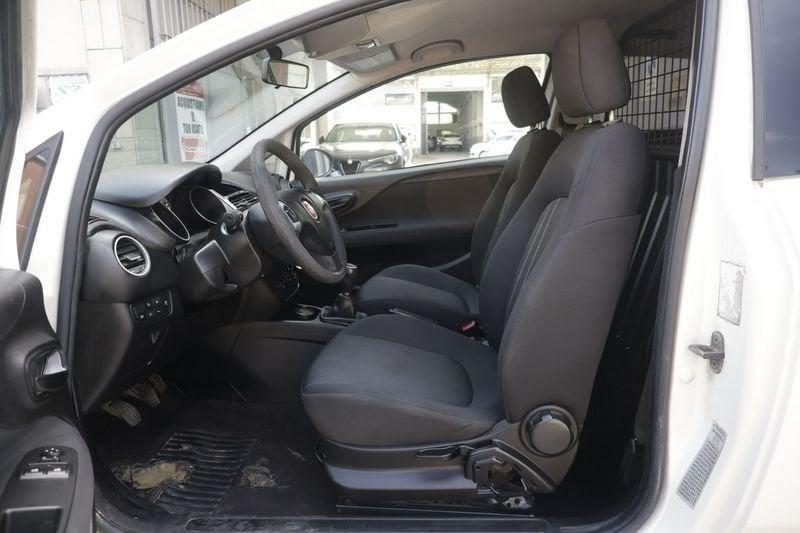 FIAT Punto FIAT Punto 1.3 MultiJet II EASY 75cv DPF VAN ANNO 2014