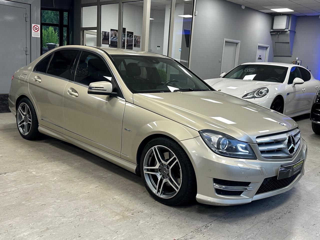 Mercedes-benz C 300 CDI 4Matic BlueEFFICIENCY Avantgarde